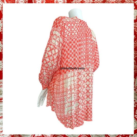 #T139 John Eshaya JET Long Sleeve Printed 3/4 Sleeve Shirt $149 - Picture 4 of 10